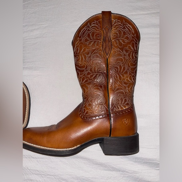 𝙰𝚛𝚒𝚊𝚝 𝙱𝚘𝚘𝚝𝚜 ! - Picture 4 of 6